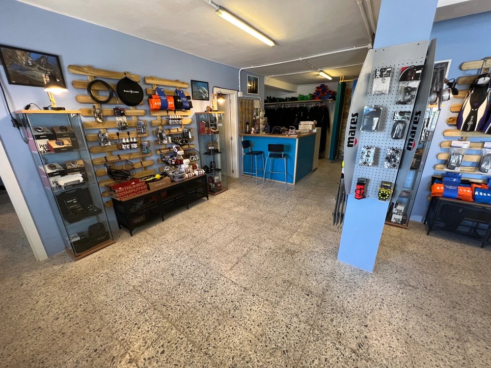 Intérieur du centre Aquasport Diving